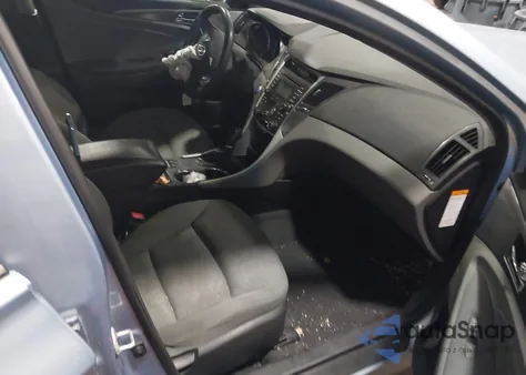 2013 Hyundai Sonata из США, поврежденный, VIN KMHEC4A42DA087157